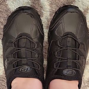 Skechers work slip on tennis shoes